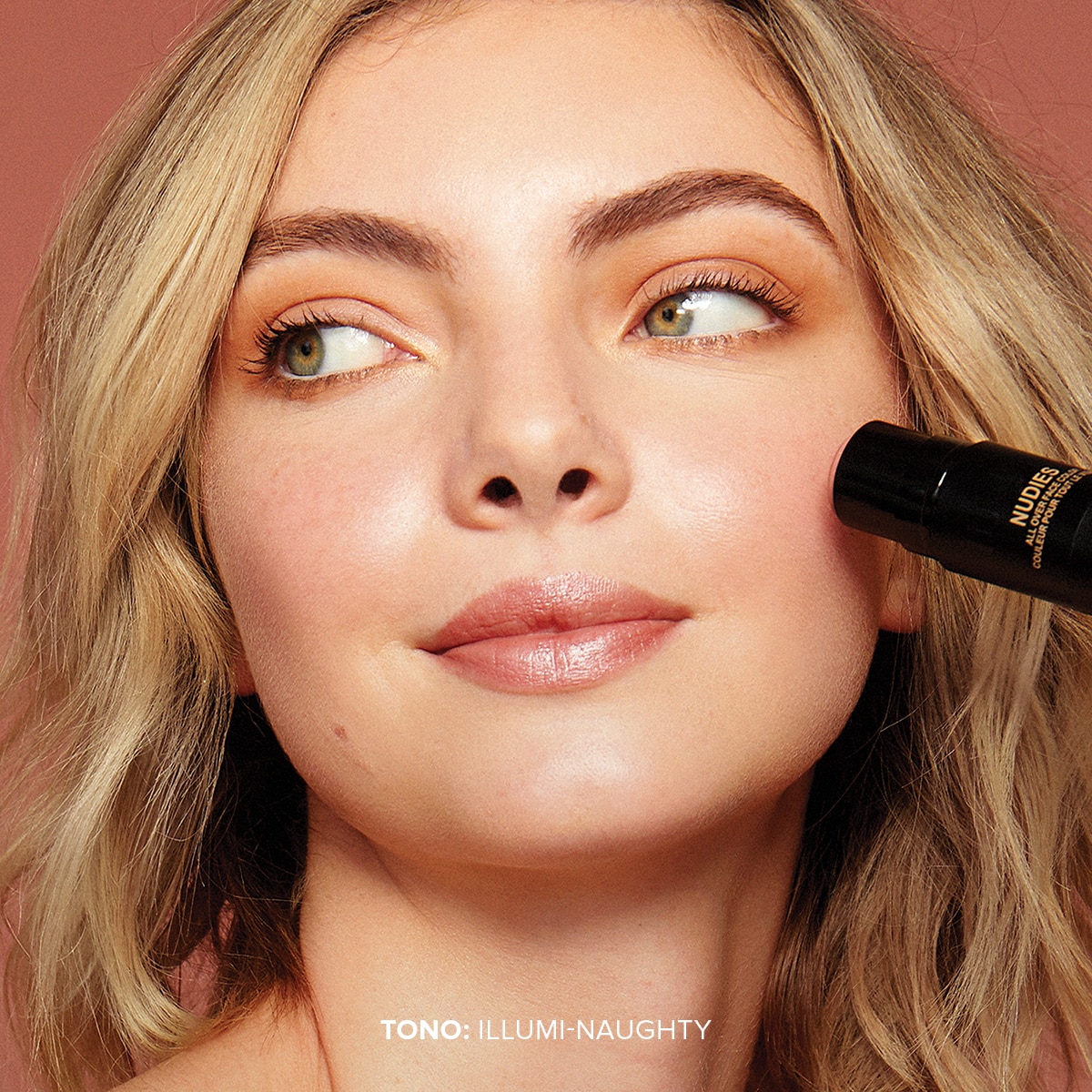 NUDIES ALL OVER FACE COLOR GLOW (ILUMINADOR FACIAL)